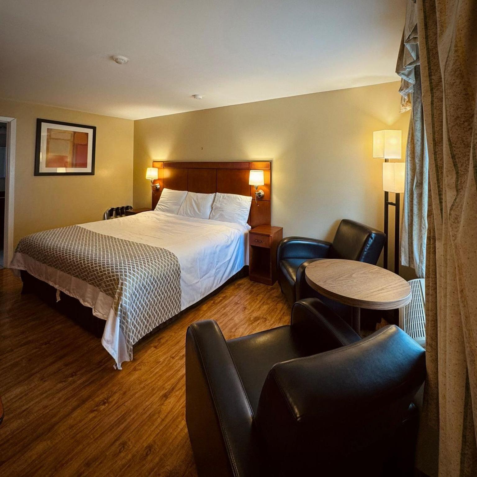 Coach House Inn Тобермори Екстериор снимка